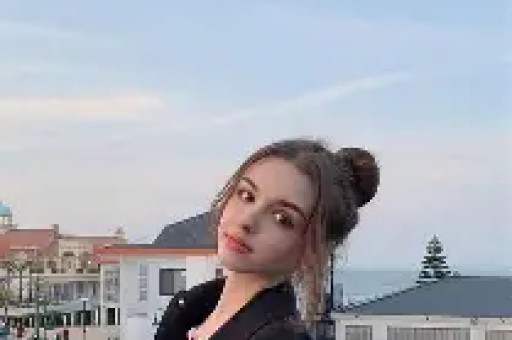 玩过14位男星！人前玉女人后47岁至今未婚无人敢娶
