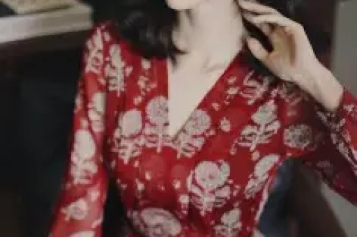 婚前车内激吻出轨玩过 14 位男星47 岁玉女至今未婚无人敢娶